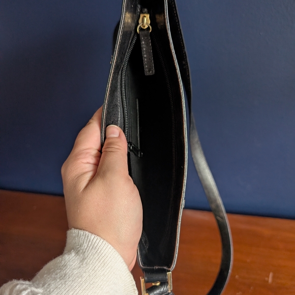 Vintage Etienne Aigner Black Leather Shoulder Purse  - Picture 11 of 14